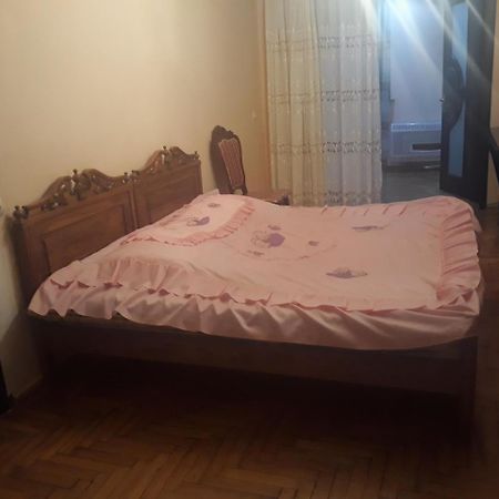 Madona'S House Apartment Batumi Ngoại thất bức ảnh